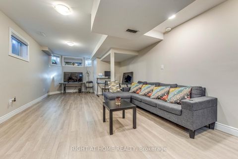 Photo 31 at 30 BRIGHTON Road, Georgian Drive, Barrie