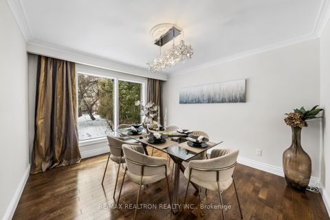 Photo 13 at 4 Silvergrove Road, Windfields, Toronto