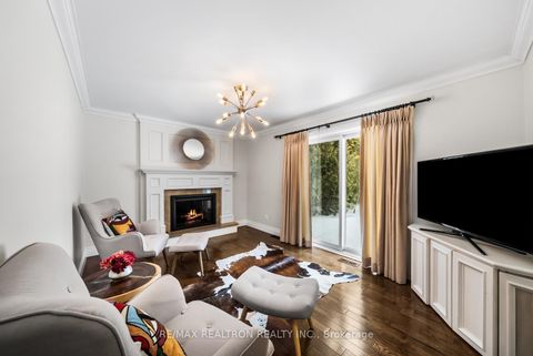 Photo 20 at 4 Silvergrove Road, Windfields, Toronto