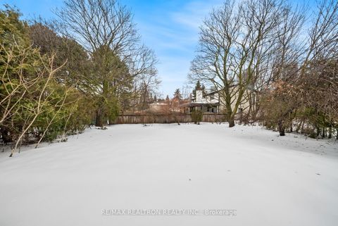 Photo 41 at 4 Silvergrove Road, Windfields, Toronto
