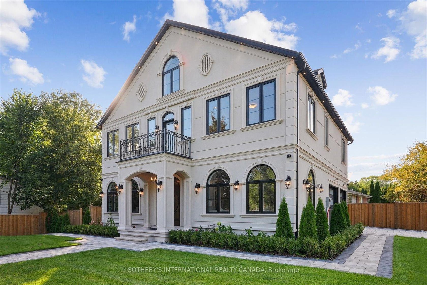 452 Rothesay Place, Roseland, Burlington 