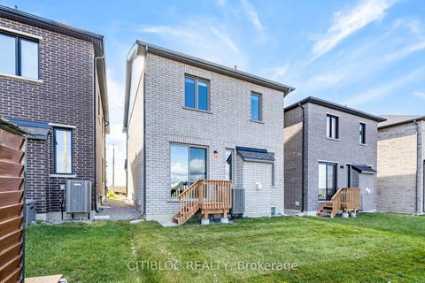 Photo 6 at 18 McBride Trail, Rural Barrie Southeast, Barrie