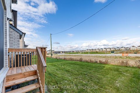 Photo 8 at 18 McBride Trail, Rural Barrie Southeast, Barrie