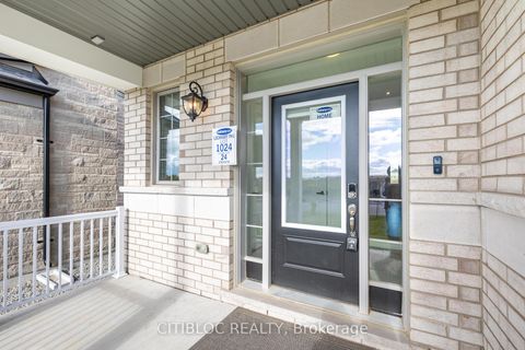 Photo 9 at 18 McBride Trail, Rural Barrie Southeast, Barrie