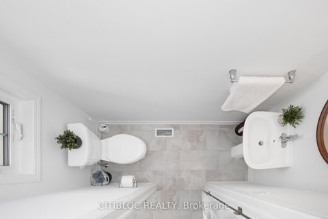 Photo 16 at 18 McBride Trail, Rural Barrie Southeast, Barrie