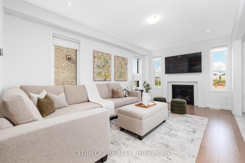 Photo 17 at 18 McBride Trail, Rural Barrie Southeast, Barrie