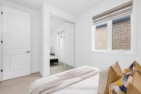 Photo 37 at 18 McBride Trail, Rural Barrie Southeast, Barrie