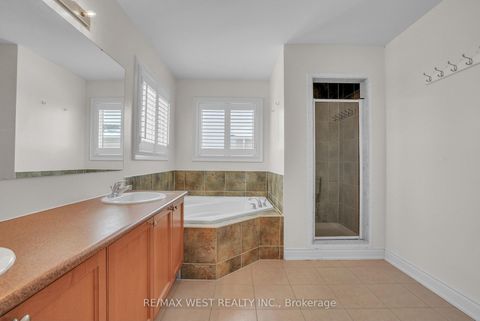 Photo 9 at 146 Sandringham Drive, Shore, Barrie