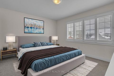 Photo 10 at 146 Sandringham Drive, Shore, Barrie