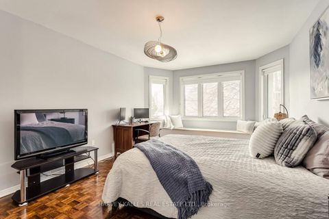 Photo 33 at 145 Franklin Avenue, Yorkhill, Vaughan