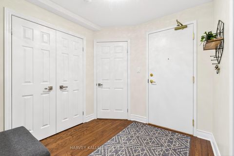 Photo 3 at 106 - 30 Anglesey Boulevard, Humber Valley, Toronto