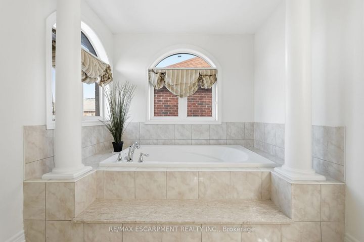 Photo 26 at 3071 Jenn Avenue, Alton, Burlington