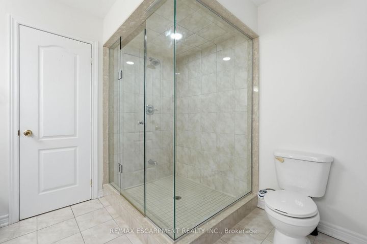 Photo 27 at 3071 Jenn Avenue, Alton, Burlington