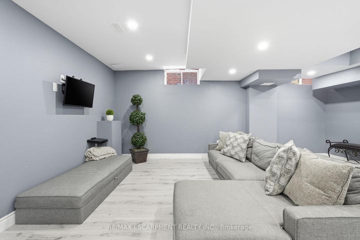 Photo 38 at 3071 Jenn Avenue, Alton, Burlington