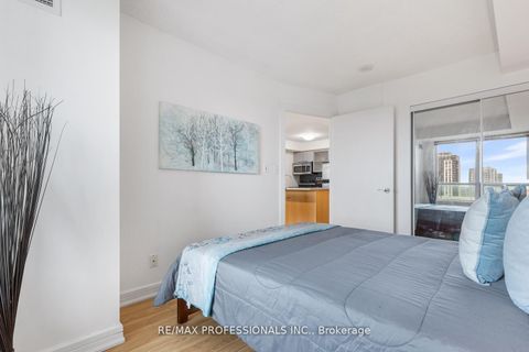 Photo 3 at 706 - 18 Harrison Garden Boulevard, Willowdale East, Toronto