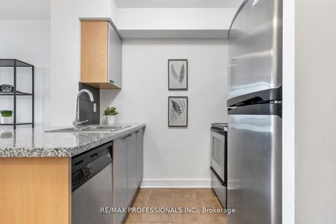 Photo 6 at 706 - 18 Harrison Garden Boulevard, Willowdale East, Toronto