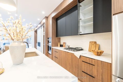 Photo 7 at 90 Johnston Avenue, Westgate, Toronto