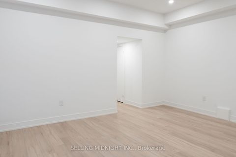 Photo 35 at 90 Johnston Avenue, Westgate, Toronto