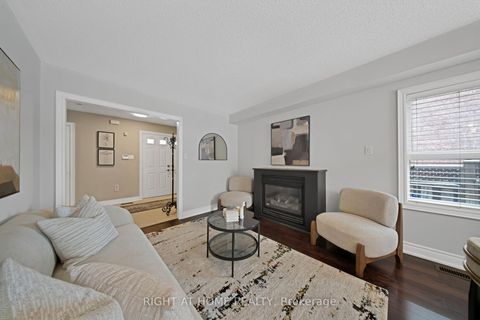 Photo 4 at 215 Queenslea Avenue, Pelmo Park W4, Toronto