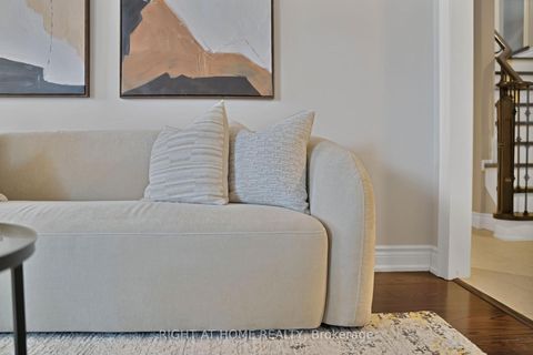 Photo 6 at 215 Queenslea Avenue, Pelmo Park W4, Toronto