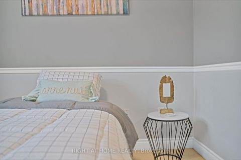 Photo 34 at 215 Queenslea Avenue, Pelmo Park W4, Toronto