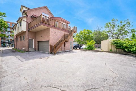 Photo 32 at 7930 Kipling Avenue, West Woodbridge, Vaughan