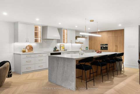 Photo 6 at 1009 - 110 Bloor Street W, Annex, Toronto