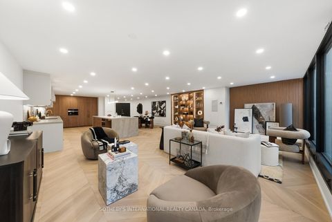 Photo 9 at 1009 - 110 Bloor Street W, Annex, Toronto