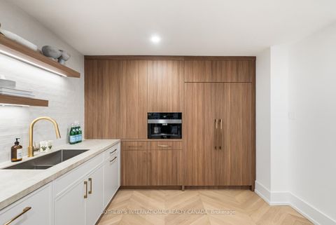 Photo 18 at 1009 - 110 Bloor Street W, Annex, Toronto