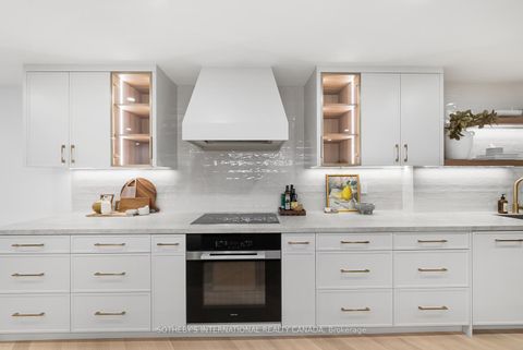 Photo 21 at 1009 - 110 Bloor Street W, Annex, Toronto