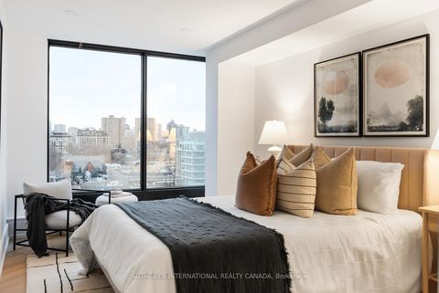 Photo 37 at 1009 - 110 Bloor Street W, Annex, Toronto