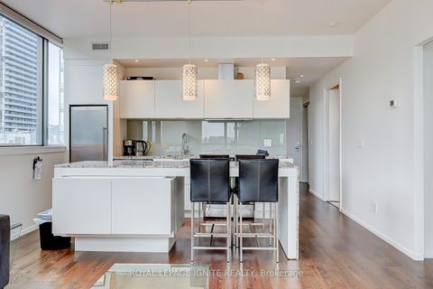 Photo 8 at 1502 - 8 Charlotte Street, Waterfront Communities C1, Toronto