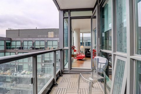 Photo 12 at 1502 - 8 Charlotte Street, Waterfront Communities C1, Toronto