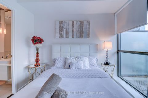 Photo 18 at 1502 - 8 Charlotte Street, Waterfront Communities C1, Toronto