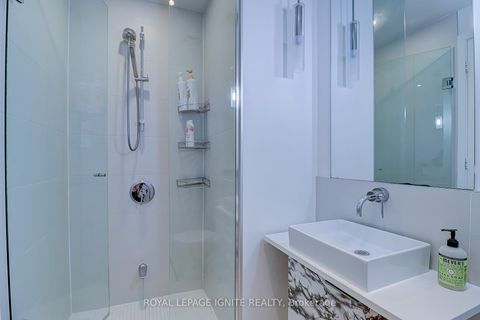 Photo 26 at 1502 - 8 Charlotte Street, Waterfront Communities C1, Toronto