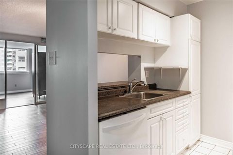 Photo 4 at 1101 - 1055 Bay Street, Bay Street Corridor, Toronto