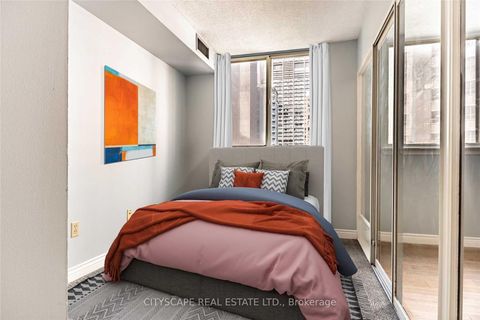 Photo 9 at 1101 - 1055 Bay Street, Bay Street Corridor, Toronto