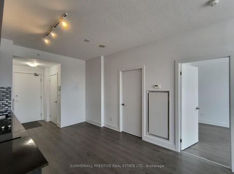 Photo 23 at 817 - 99 The Donway Way W, Don Mills, Toronto