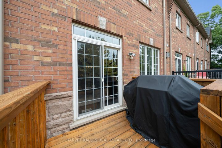 Photo 10 at 45 - 8777 Dufferin Street, Patterson, Vaughan