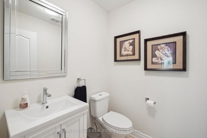 Photo 26 at 45 - 8777 Dufferin Street, Patterson, Vaughan