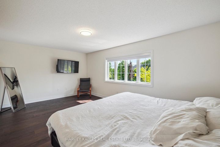 Photo 30 at 45 - 8777 Dufferin Street, Patterson, Vaughan