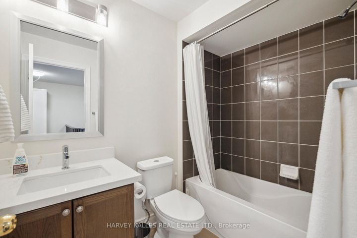Photo 39 at 45 - 8777 Dufferin Street, Patterson, Vaughan