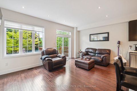 Photo 21 at 45 - 8777 Dufferin Street, Patterson, Vaughan