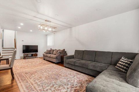 Photo 6 at 16 Cresthaven Drive, Hillcrest Village, Toronto