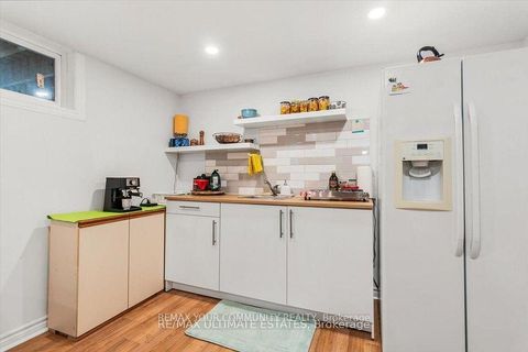 Photo 21 at 16 Cresthaven Drive, Hillcrest Village, Toronto