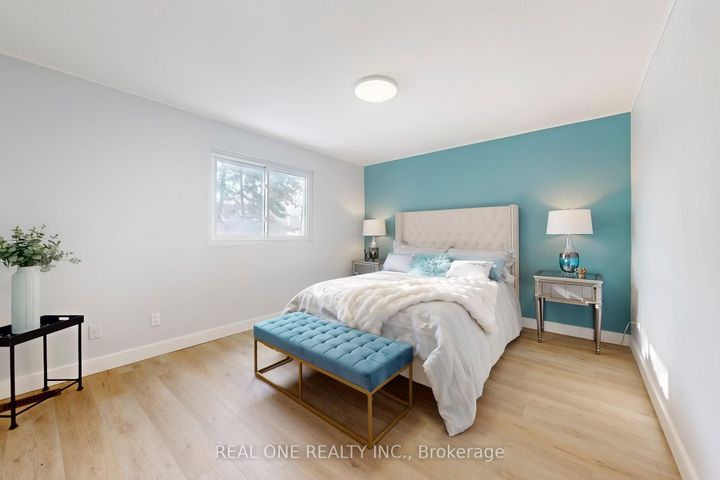 Photo 14 at 62 Courville Coach Way, Pleasant View, Toronto