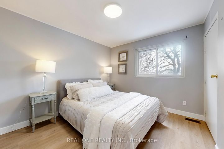 Photo 17 at 62 Courville Coach Way, Pleasant View, Toronto