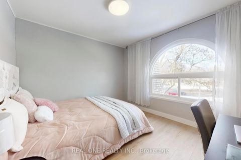 Photo 16 at 62 Courville Coach Way, Pleasant View, Toronto