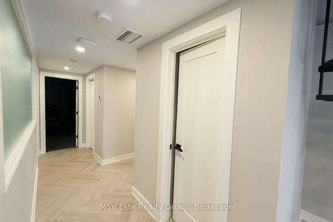 Photo 2 at 16 - 250 Regina Road, West Woodbridge Industrial Area, Vaughan