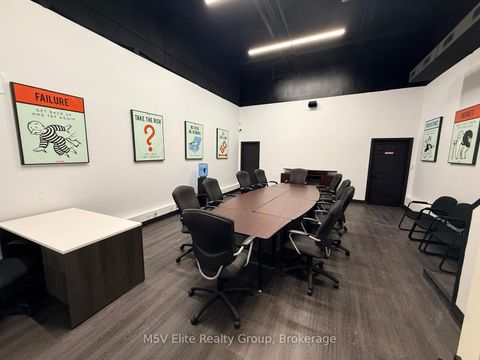 Photo 6 at 16 - 250 Regina Road, West Woodbridge Industrial Area, Vaughan